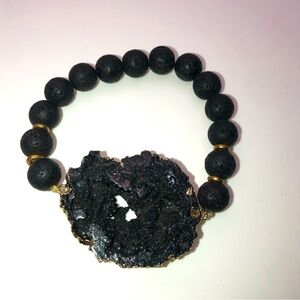 Lava Rock & Druzy Quartz Black Stone Stretch Bracelet Gold Tone OS